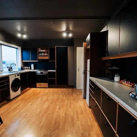Golden Circle Luxury Cottages Lake View Selfoss Room photo